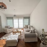 Location longue durée d’un grand appartement de 4 pièces avec hauts plafonds, 92 m², Belgrade, Serbie